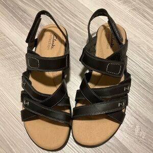 NWT Black Clark Sandals